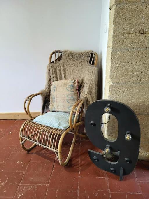 Appartement T2 Duplex "Chez Evelyne" à Remoulins Extérieur photo